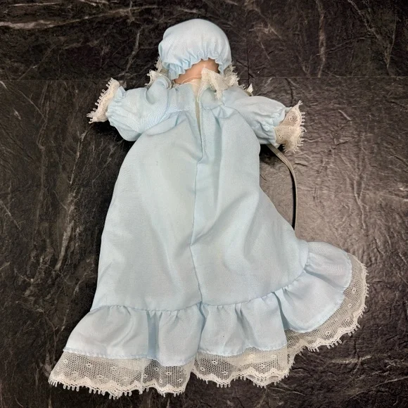 White Metal Doll Carriage with Small Baby Doll - Picture 13 of 16